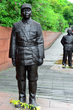 中国壮士群雕 李友邦塑像