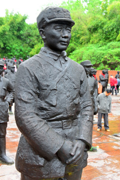中国壮士群雕 徐海东塑像