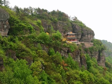 横店屏岩洞府风景区