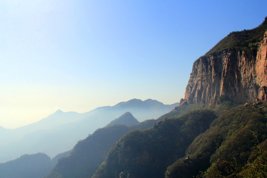 山峦叠嶂