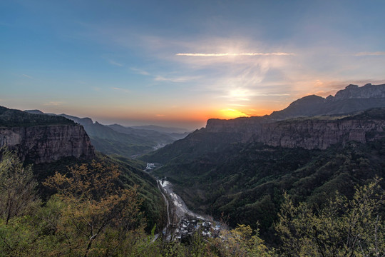 太行万仙山日出