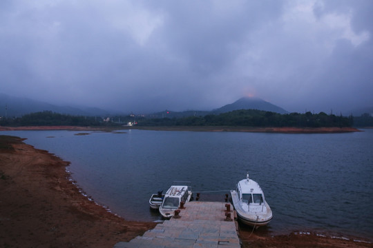 三洲田水库