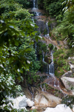 山涧溪流