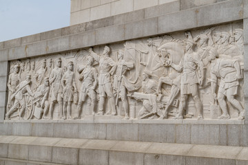 南昌起义革命烈士纪念碑浮雕