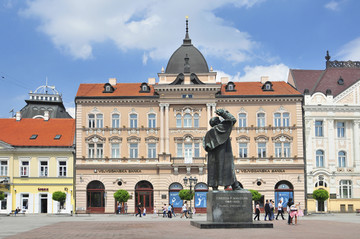诺维萨德塞尔维亚的中心广场
