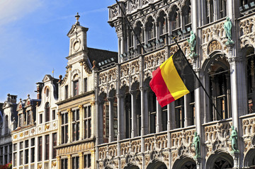 在布鲁塞尔大广场的比利时国旗