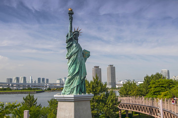 东京台场公园自由女神像的复制品
