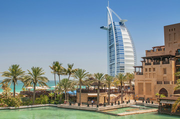 世界第一家七星级豪华酒店迪拜塔