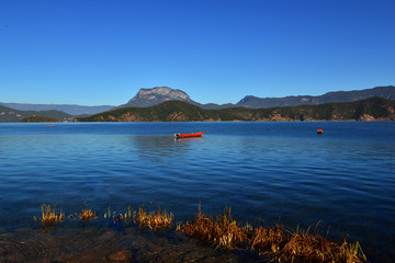 泸沽湖