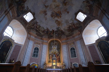 奥地利山顶教堂的内部