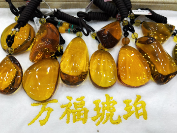 琥珀  吊坠  缅甸琥珀