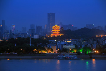 武汉长江黄鹤楼夜景