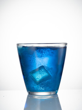 蓝色可乐
