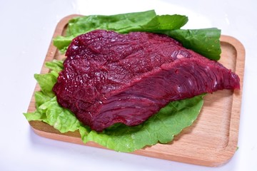 牛肉 生牛肉