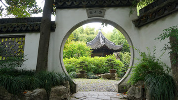中式圆门
