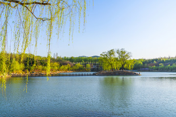 湖泊碧水蓝天