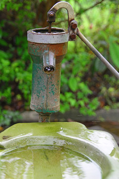 压水井 压水机 石洗手池