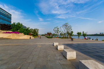 兴隆湖