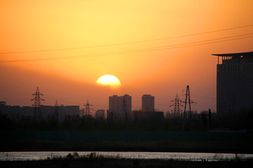 油田黄昏 油田