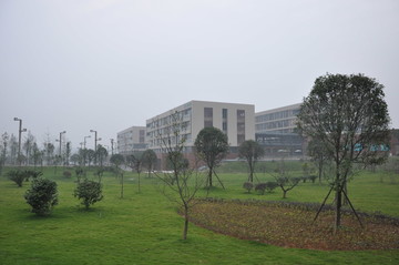 四川城市职业学院眉山校区