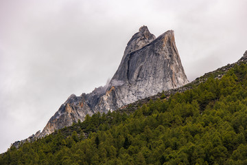 山峰