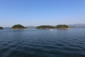 杭州千岛湖水面游艇 2678