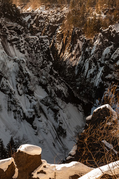 长白山火山岩石冬季冰雪风光