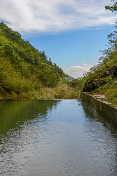 湖畔美景