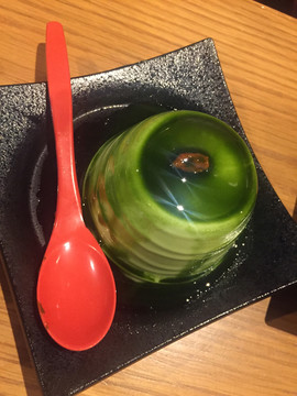 日式抹茶豆腐