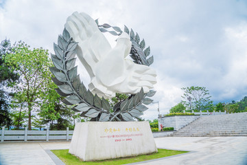 纪念中国人民抗日战争雕塑