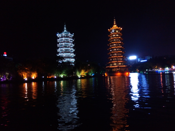 日月双塔 桂林风景