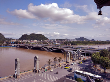 解放桥风景 广西桂林