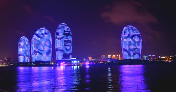 三亚凤凰岛酒店夜景图