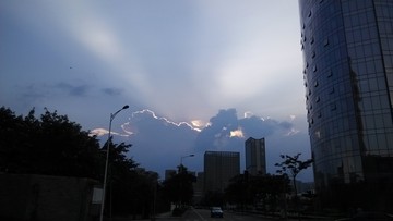 金边云