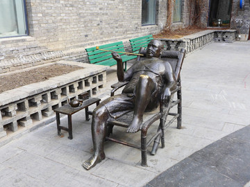 哈尔滨老道外雕塑