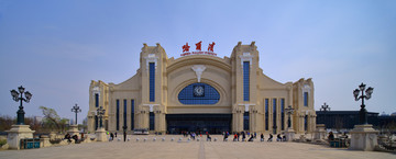 哈尔滨火车站北广场 哈尔滨站