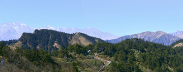 西岭雪山主峰 庙基岭远眺全景图