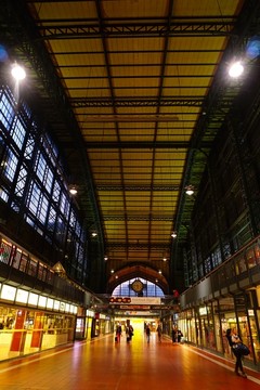科隆火车站内景