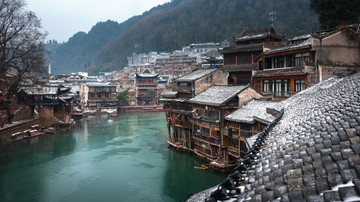 凤凰古城雪景