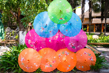 傣族村寨装饰伞