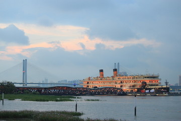 长江游船