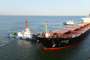 货轮 货船 7万吨级 天津南港