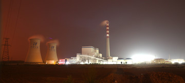 发电厂夜景