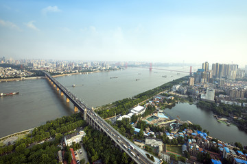 长江大桥与鹦鹉洲大桥