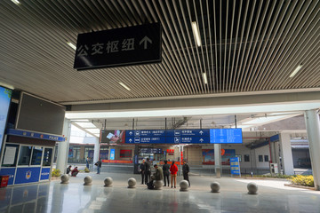 温州南站 交通枢纽 指示牌