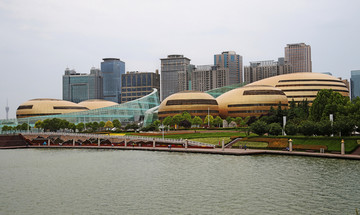 郑州市东区 河南艺术中心
