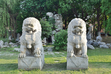 华西村 狮子雕塑