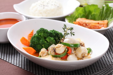 泰式目鱼饭