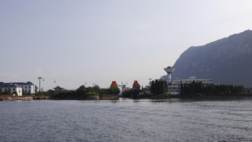 滇池