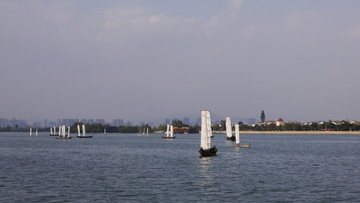 帆船